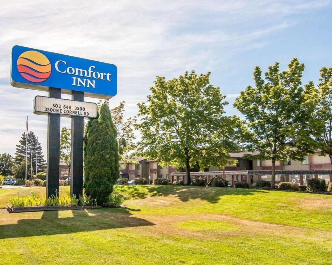 Comfort Inn Conference Center Гіллсборо Екстер'єр фото
